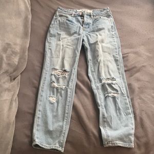 Brandy Melville Boyfriend Jeans Size 24